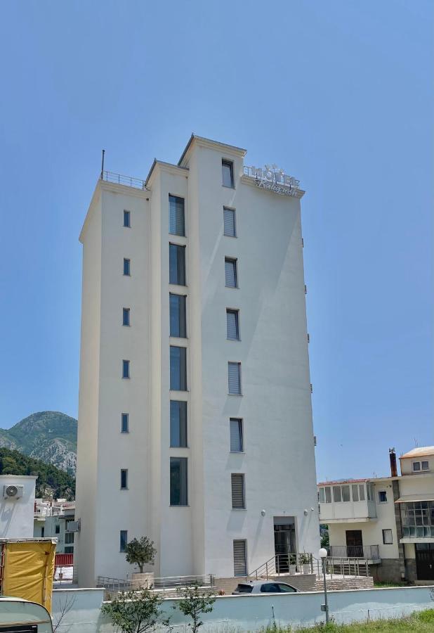 Hotel Kaligrosh Sutomore Exteriér fotografie